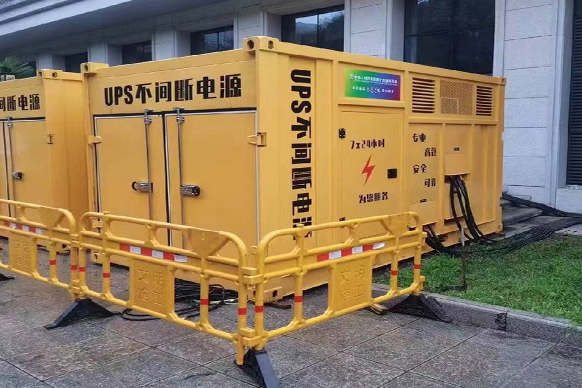 宜秀发电机租赁施工现场